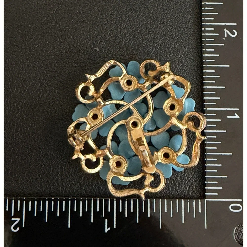 Vintage Avon Brooch Enamel Flower Blue Purple Rhinestone
